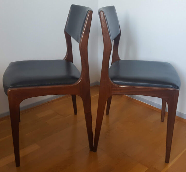 Lot of scandinavian chairs