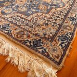Nain Persian carpet made of wool and silk