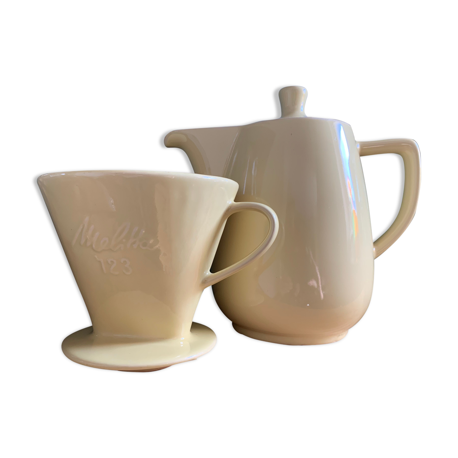 Melita coffee maker with its coffee filter