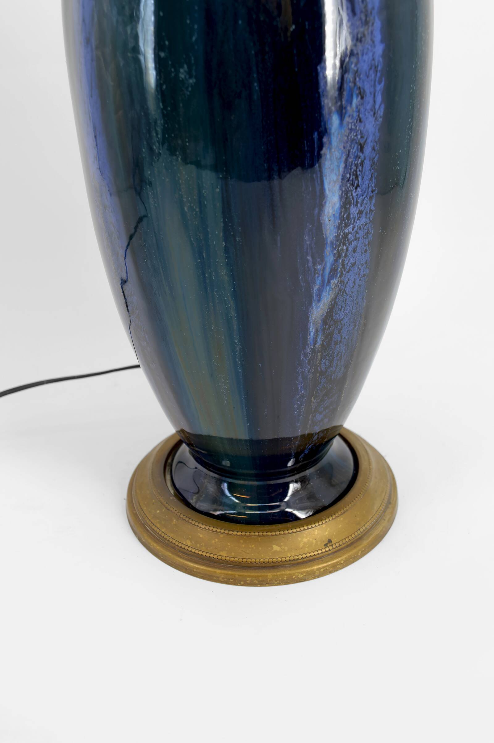 Art Nouveau lamp in stoneware with high-fire glazes and bronze mount, circa 1900.