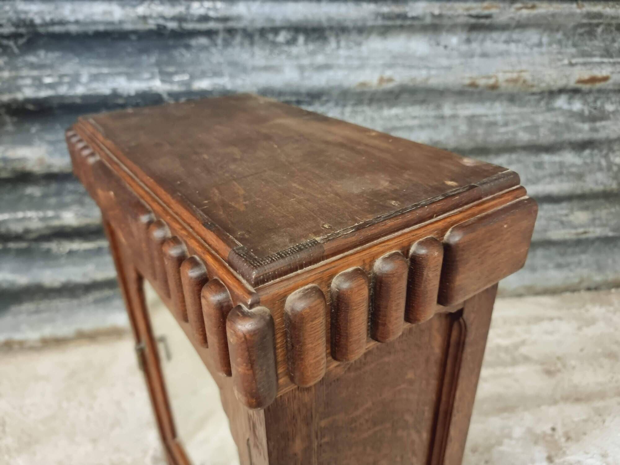 Antique medicine cabinet hanging cabinet Art Deco oak
