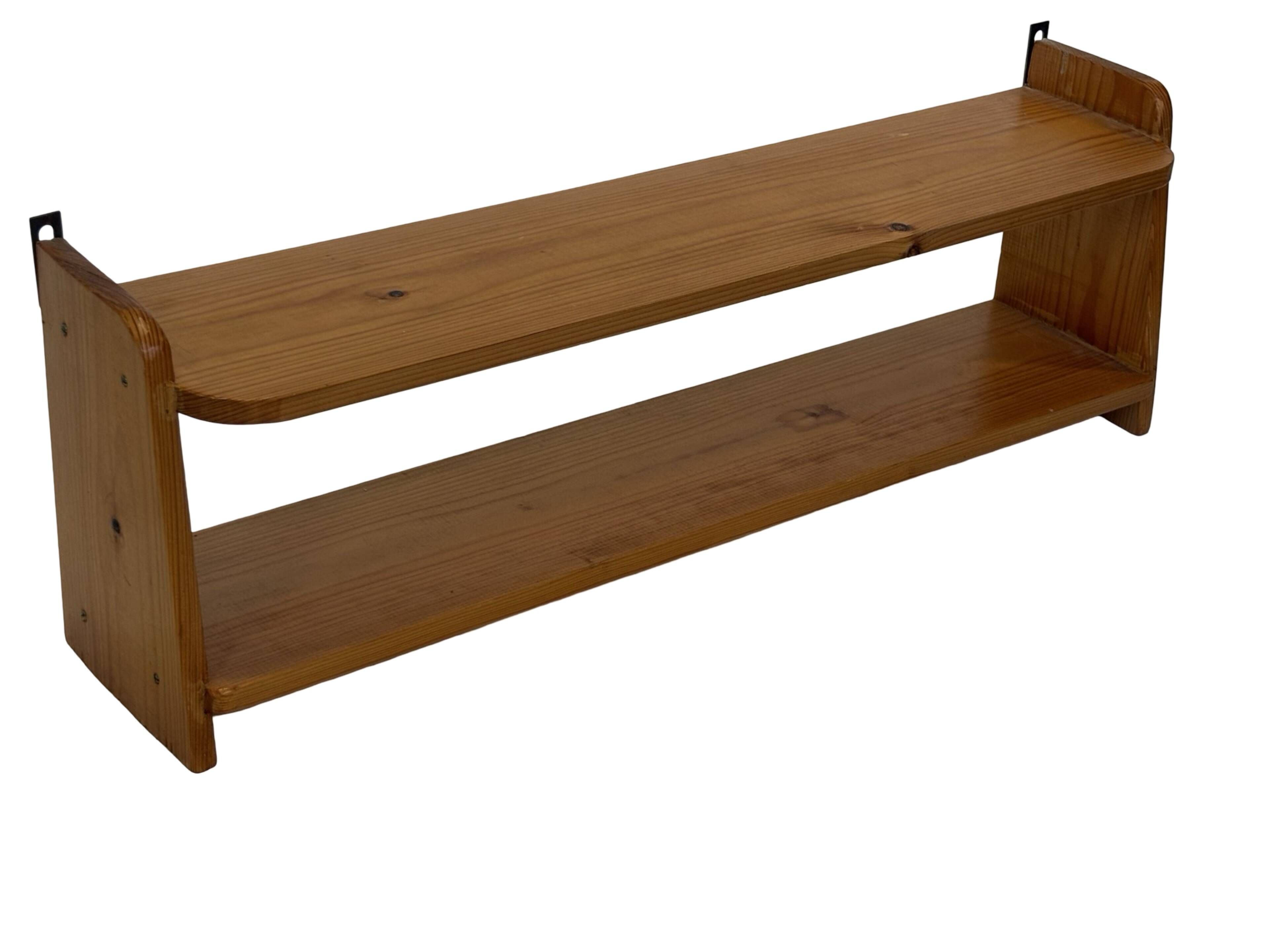 Vintage wooden wall shelve rack in pinewood minimalist design