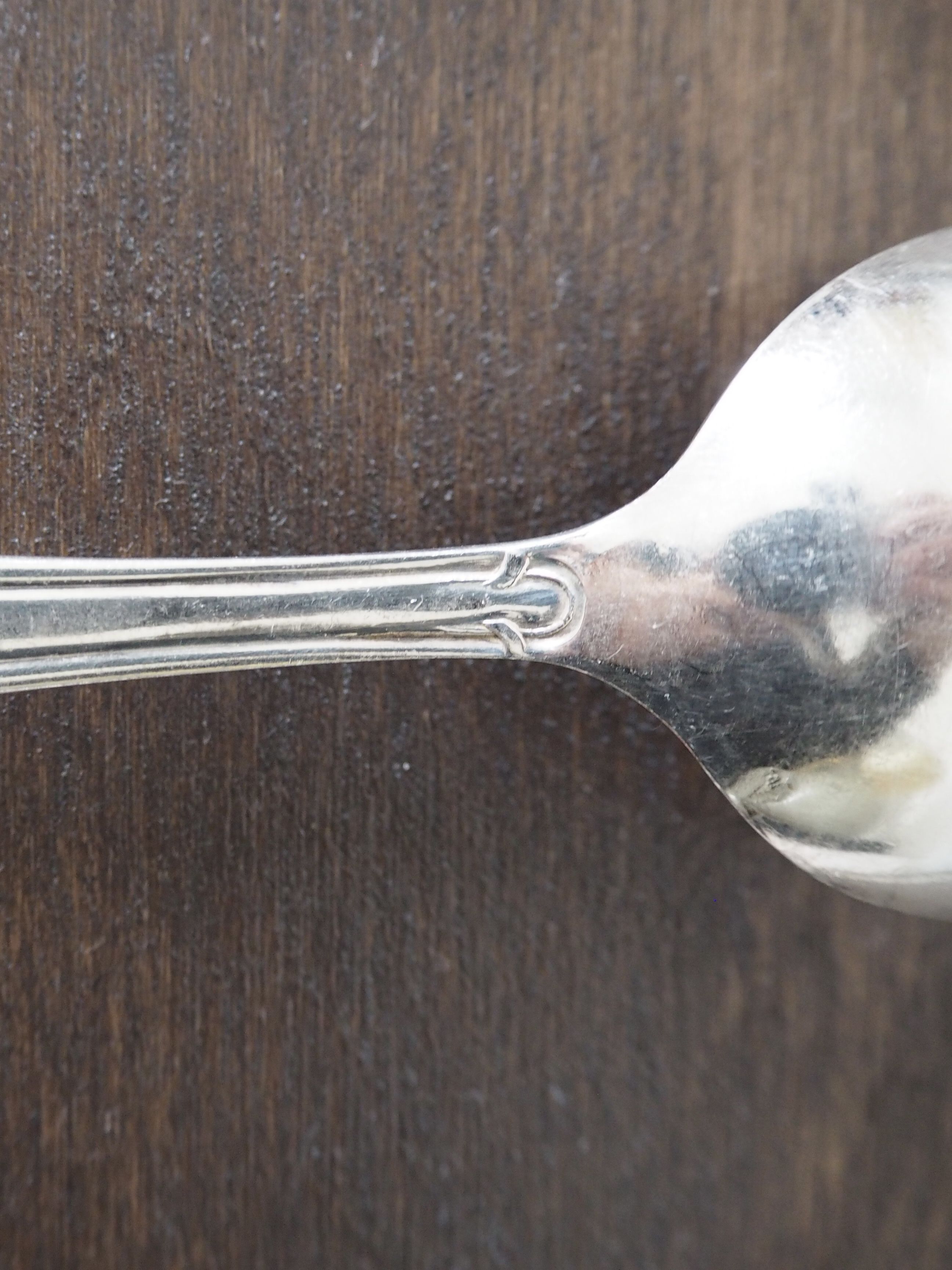 Set of 6 forks and 6 spoons in silver metal with punches