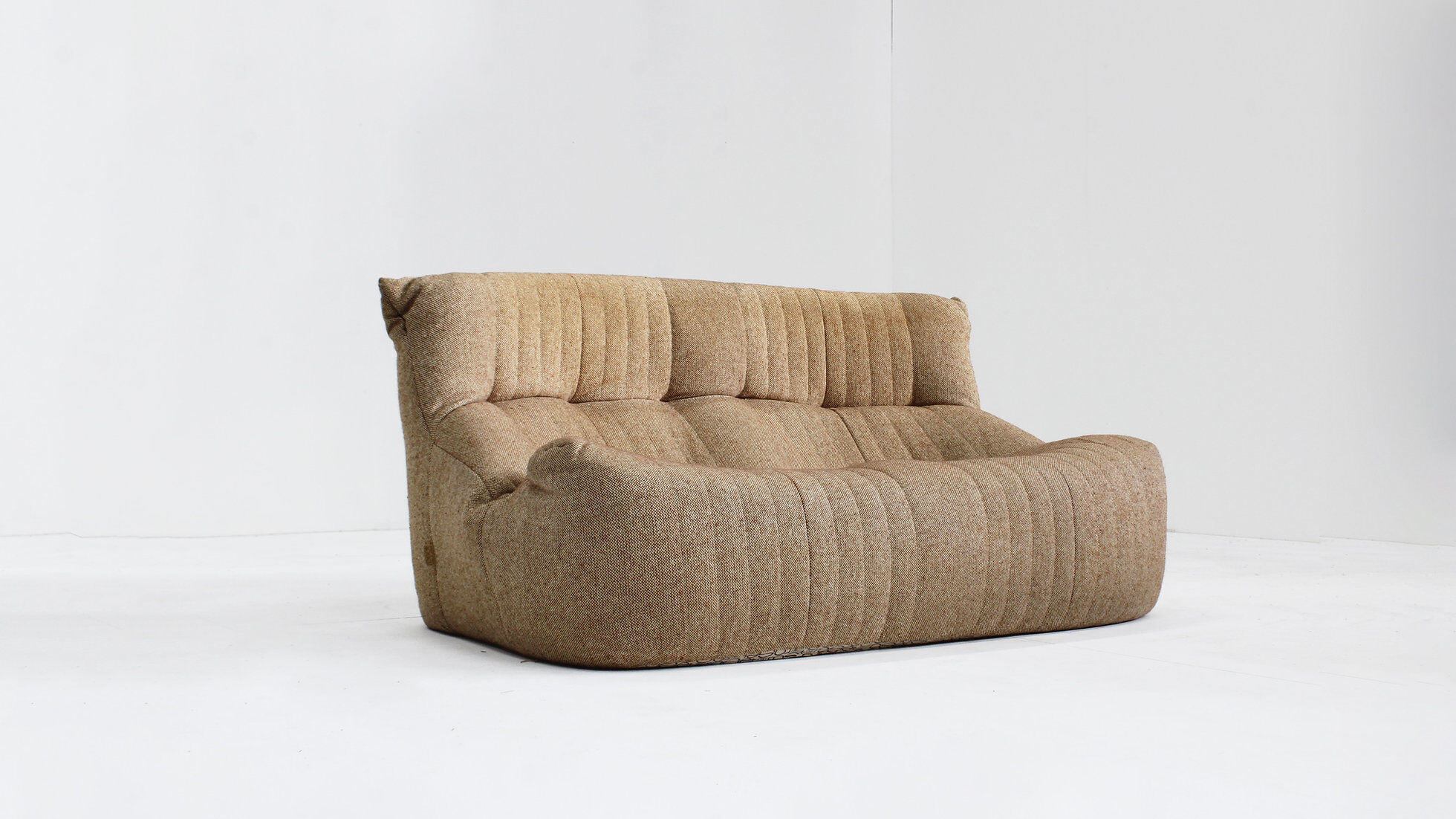 Sofa vintage Aralia Ligne Roset Michel Ducaroy