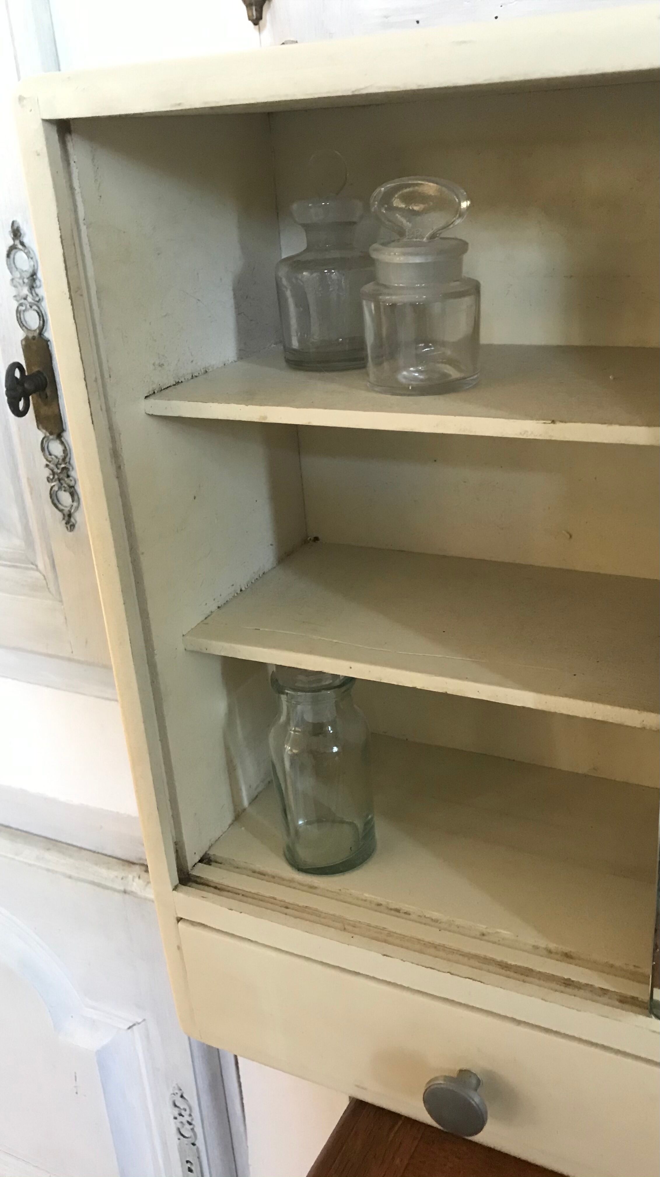 Vintage medicine cabinet mirror