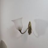 Vintage art deco wall light in opaline and brass