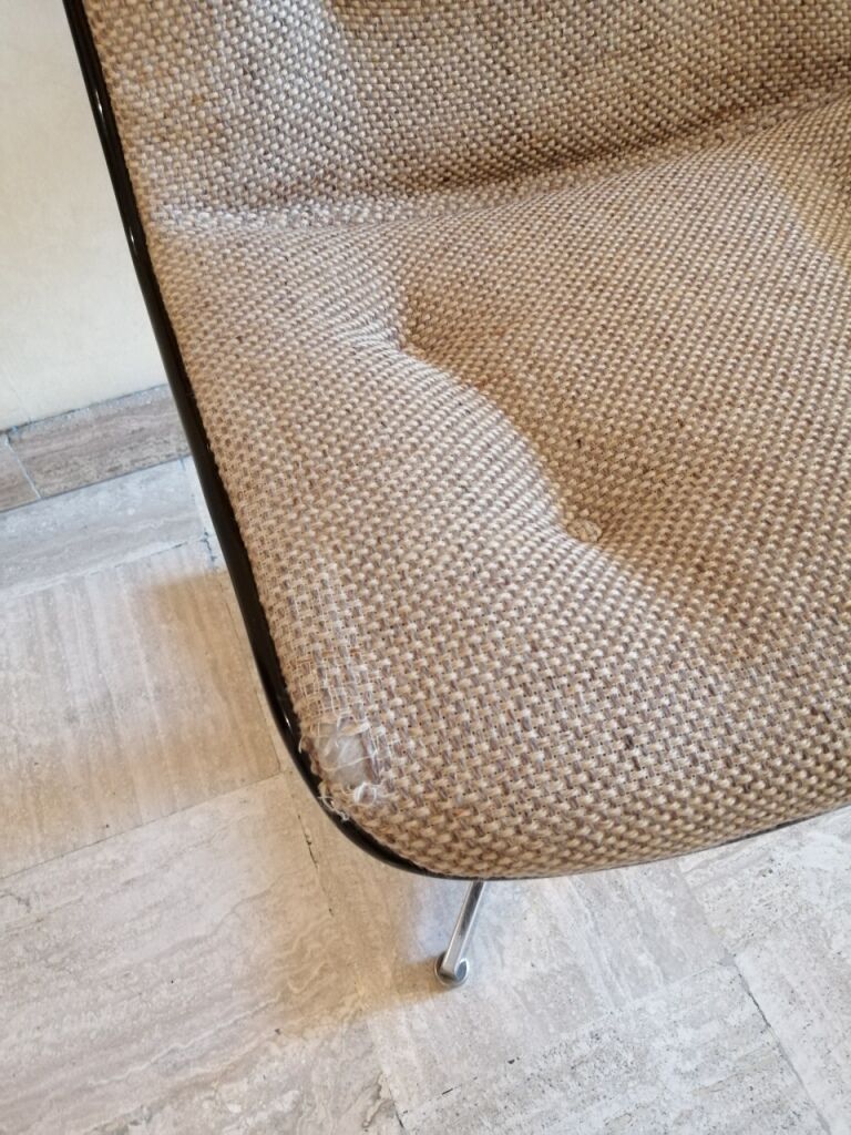 Randall Buck's vintage chair for Steelcase Strafor