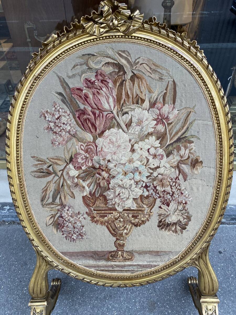 Gilded wooden screen and Napoleon III floral tapestry