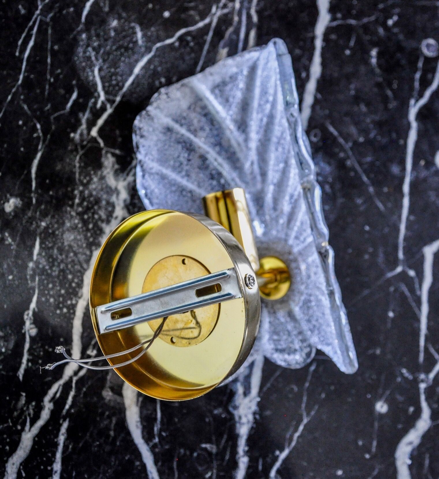 Frosted leaf wall lamp, murano glass, italy, 1970