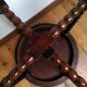 Table d'appoint, pieds bobine