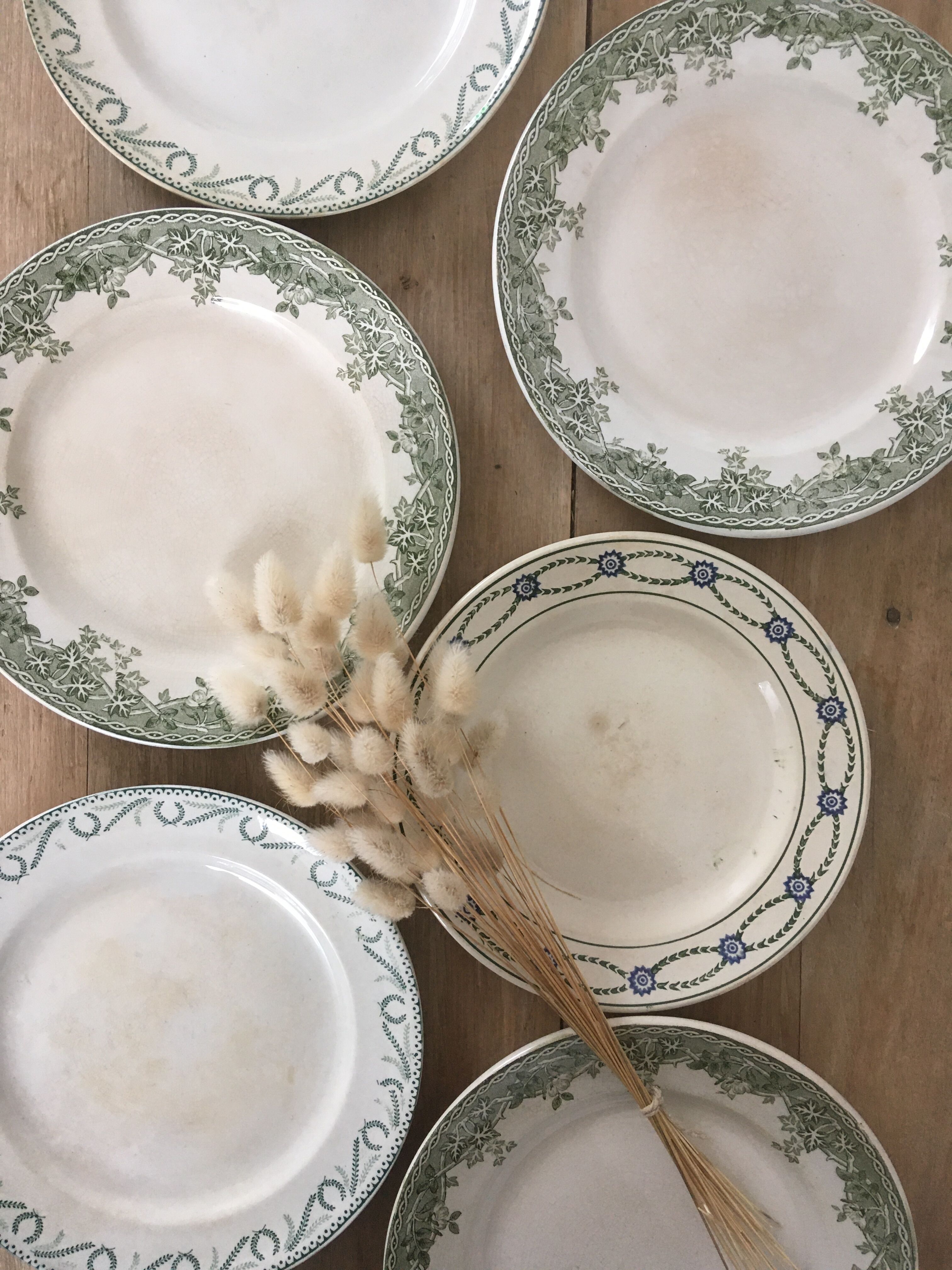 Lot 6 mismatched iron earth dessert plates