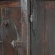 Unieke antieke Engelse kast/ cabinet on stand van eikenhout uit de 17e eeuw