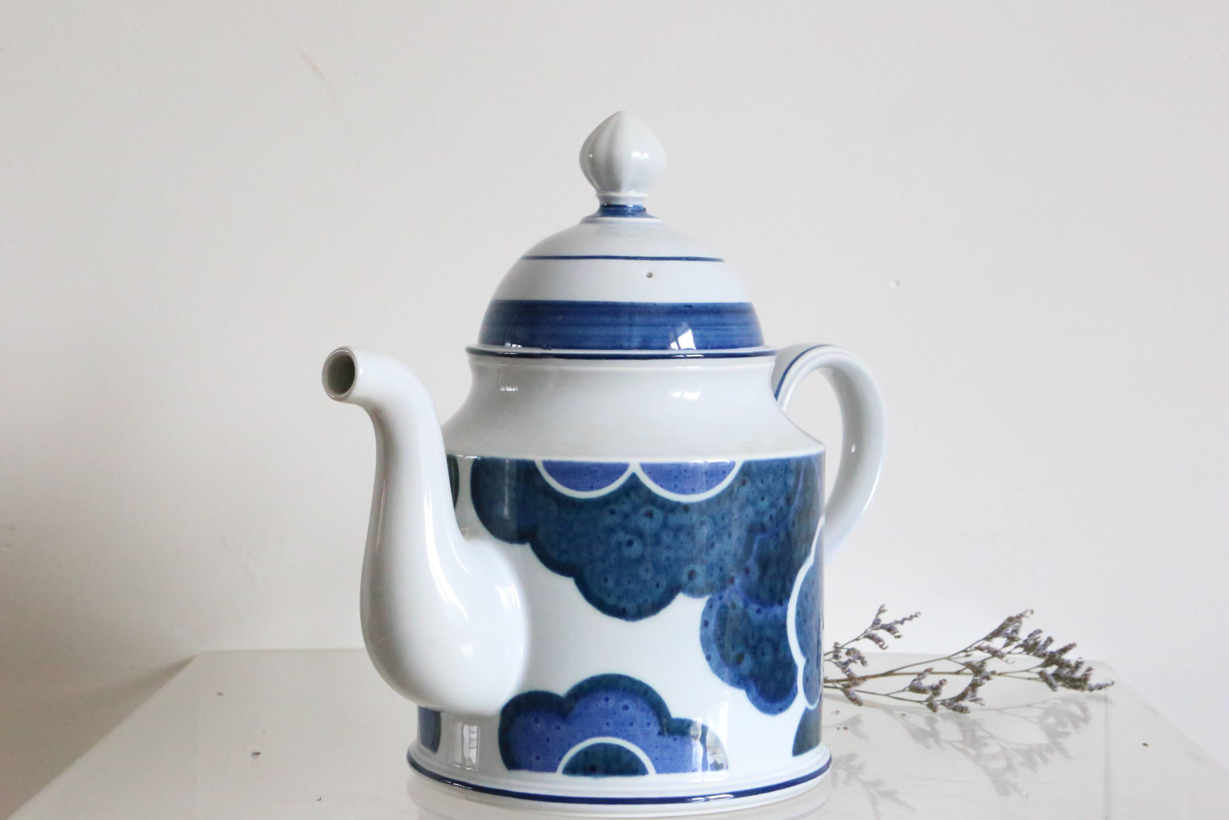 Villeroy and Boch teapot, Cloud model, vintage