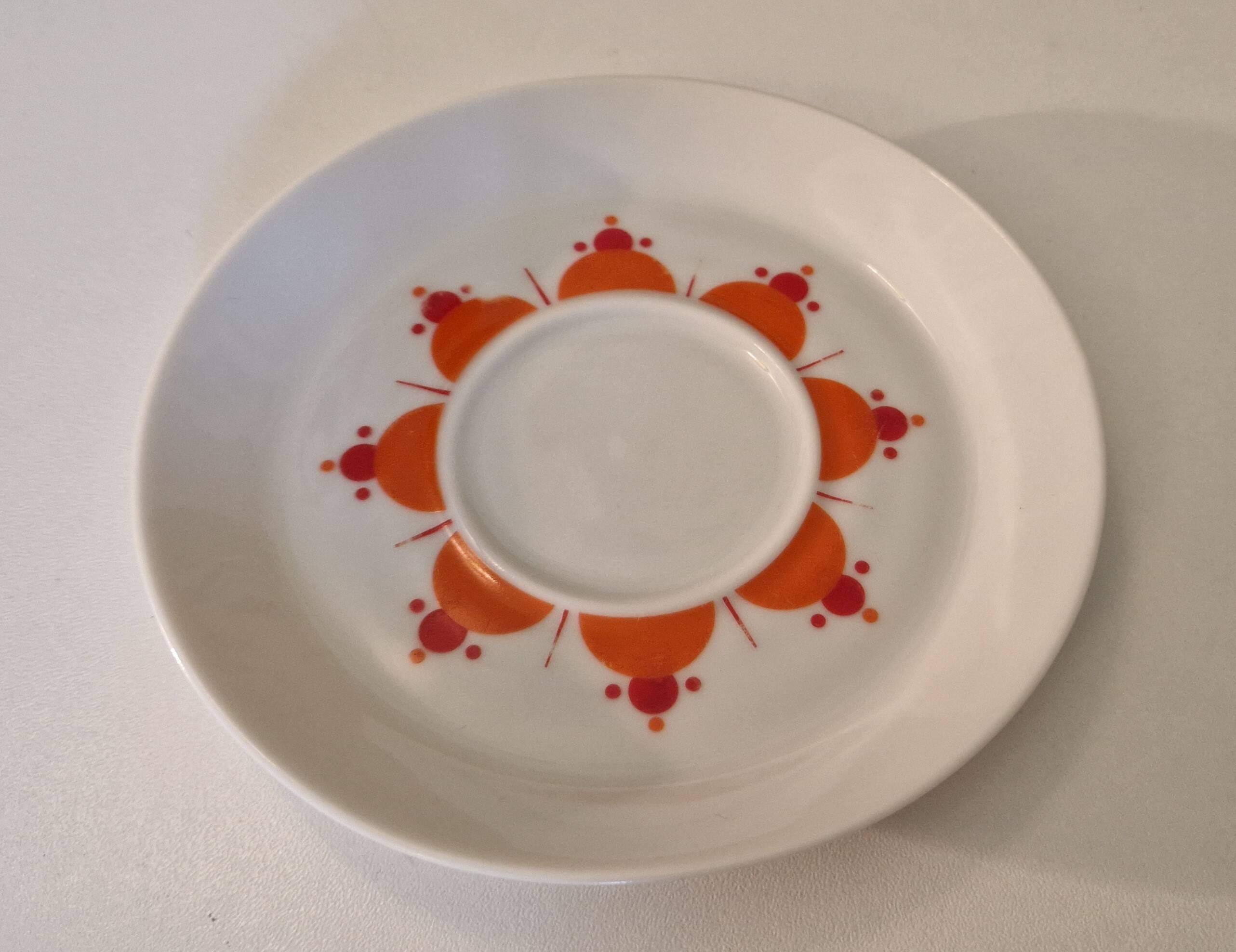 Coffee set 4 cups and saucers, vintage porcelain 1970