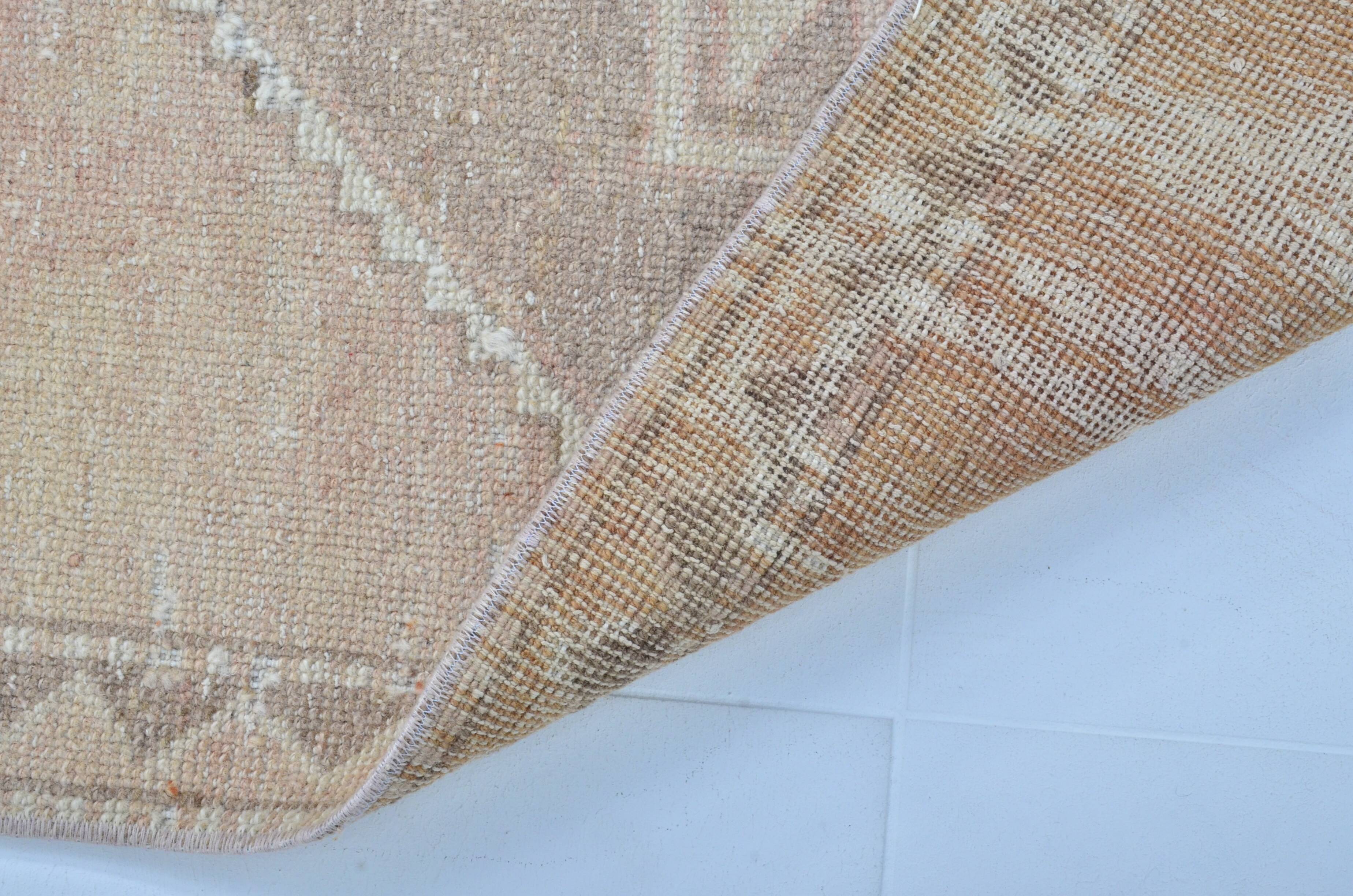 Small Geometric Area Carpet sku 3334