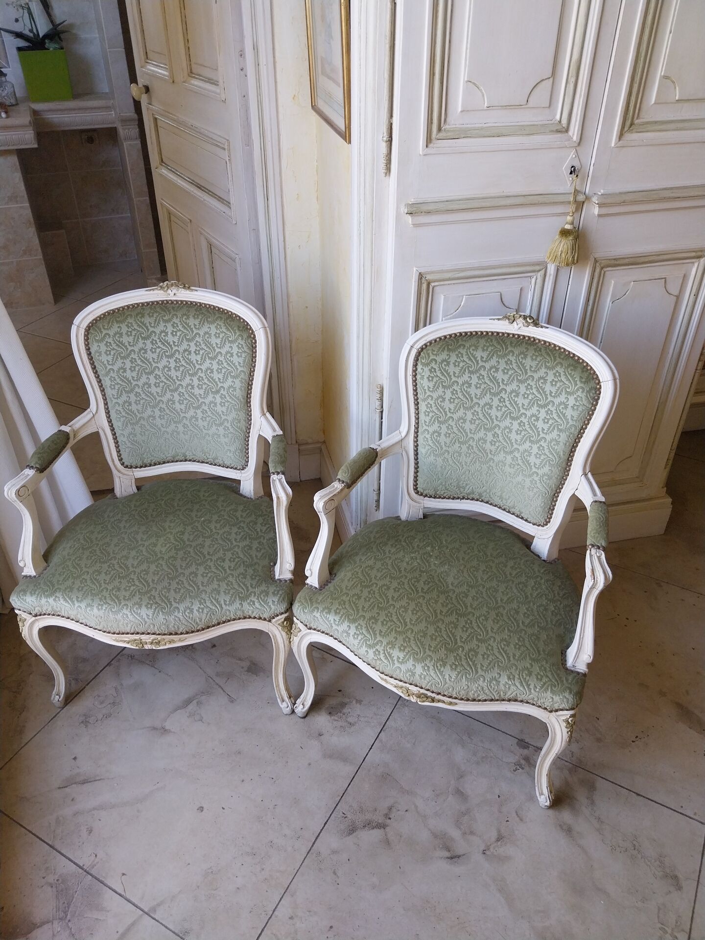 2 fauteuil cabriolet style Louis XV