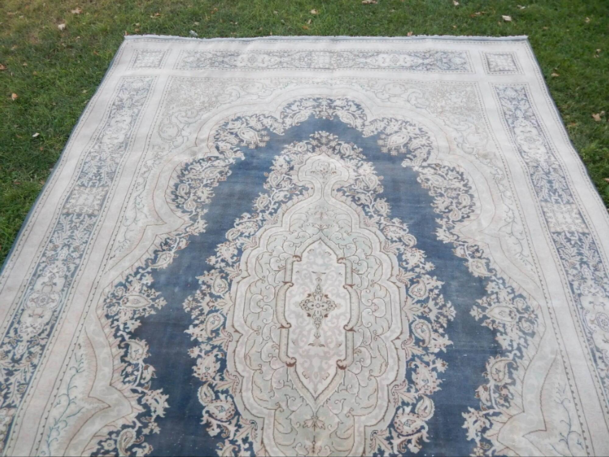 Vintage Turkish Oushak rug 254x354 cm