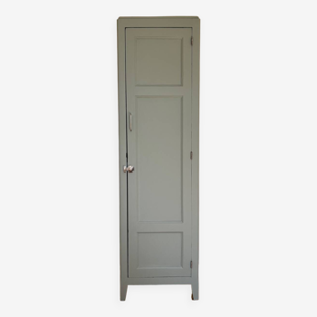 1-door wardrobe / locker room revisited in Almond (Resource)