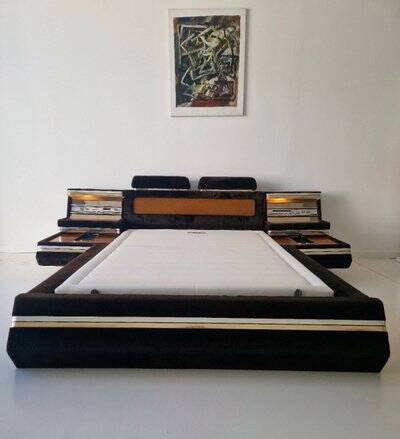Vintage 1970s platform bed, futuristic style, Fratelli Proserpio.