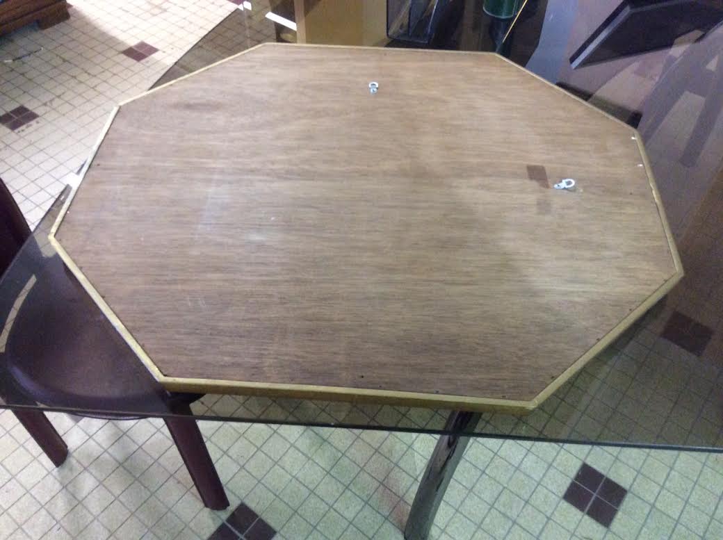 Octagonal mirror pareclose