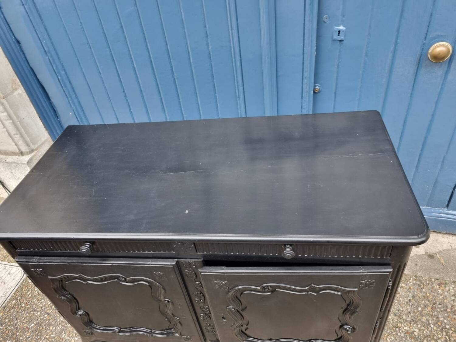 Black Louis XV low sideboard