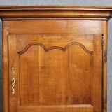 Meuble dit "homme debout" époque louis XV en merisier vers 1750