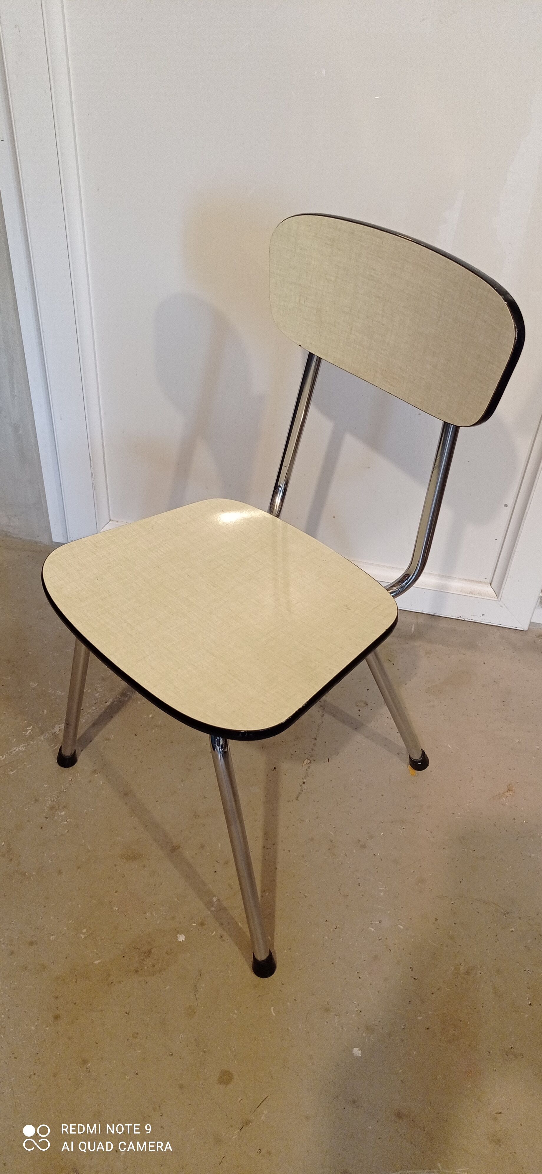 Formica water green chair