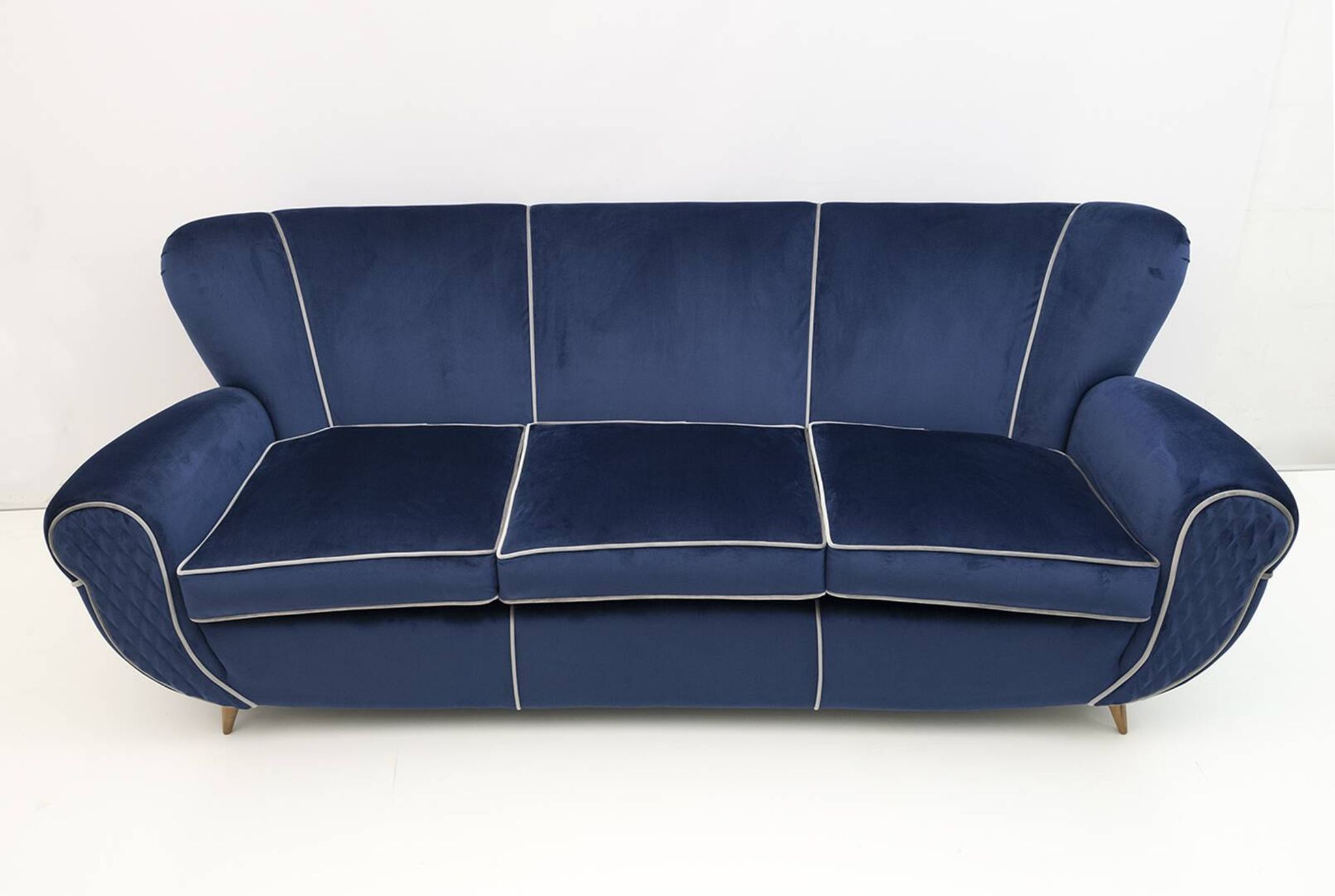Guglielmo Ulrich Art Deco Italian Velvet Sofa, 1940s