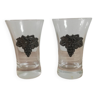 Verre à liqueur ou digestif motif raisin en étain