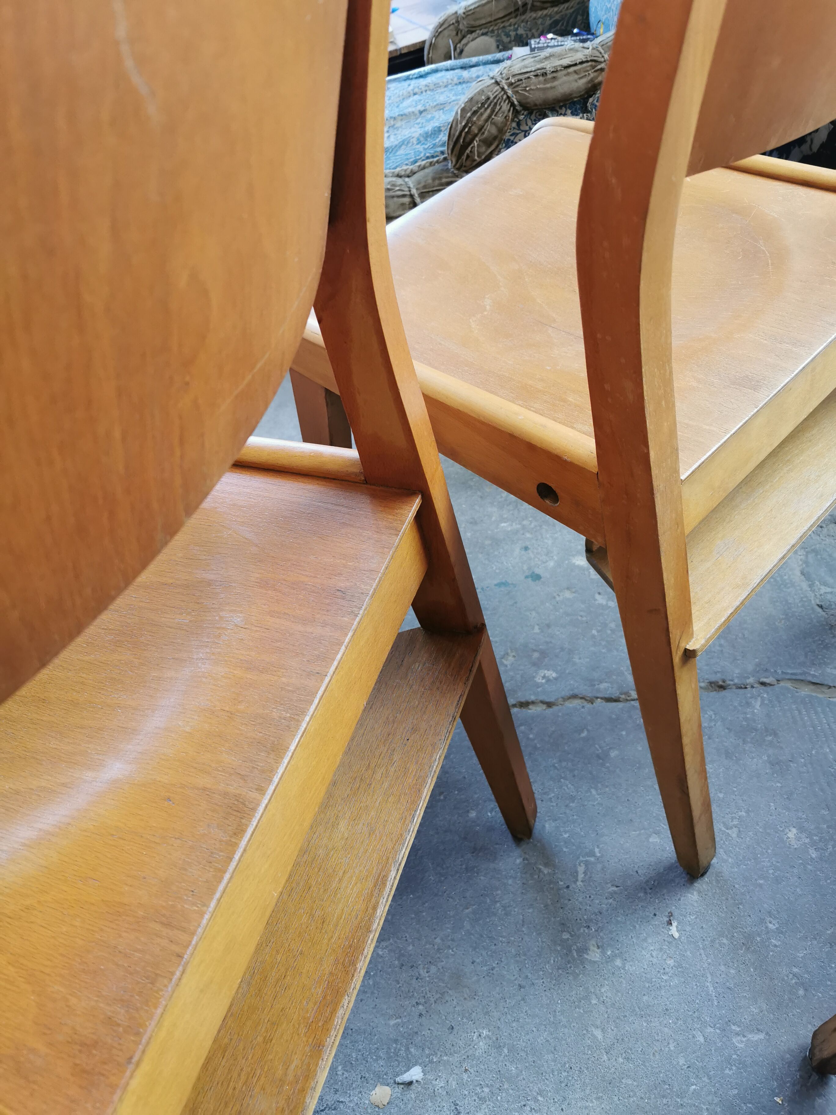 Set of 10 vintage theater chairs compass feet