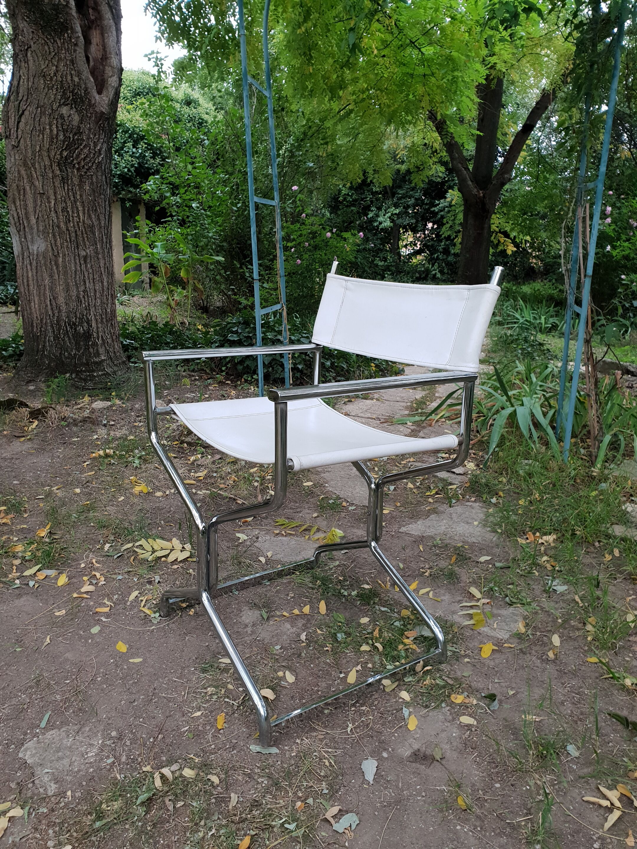 Pair of chrome armchairs, 1970