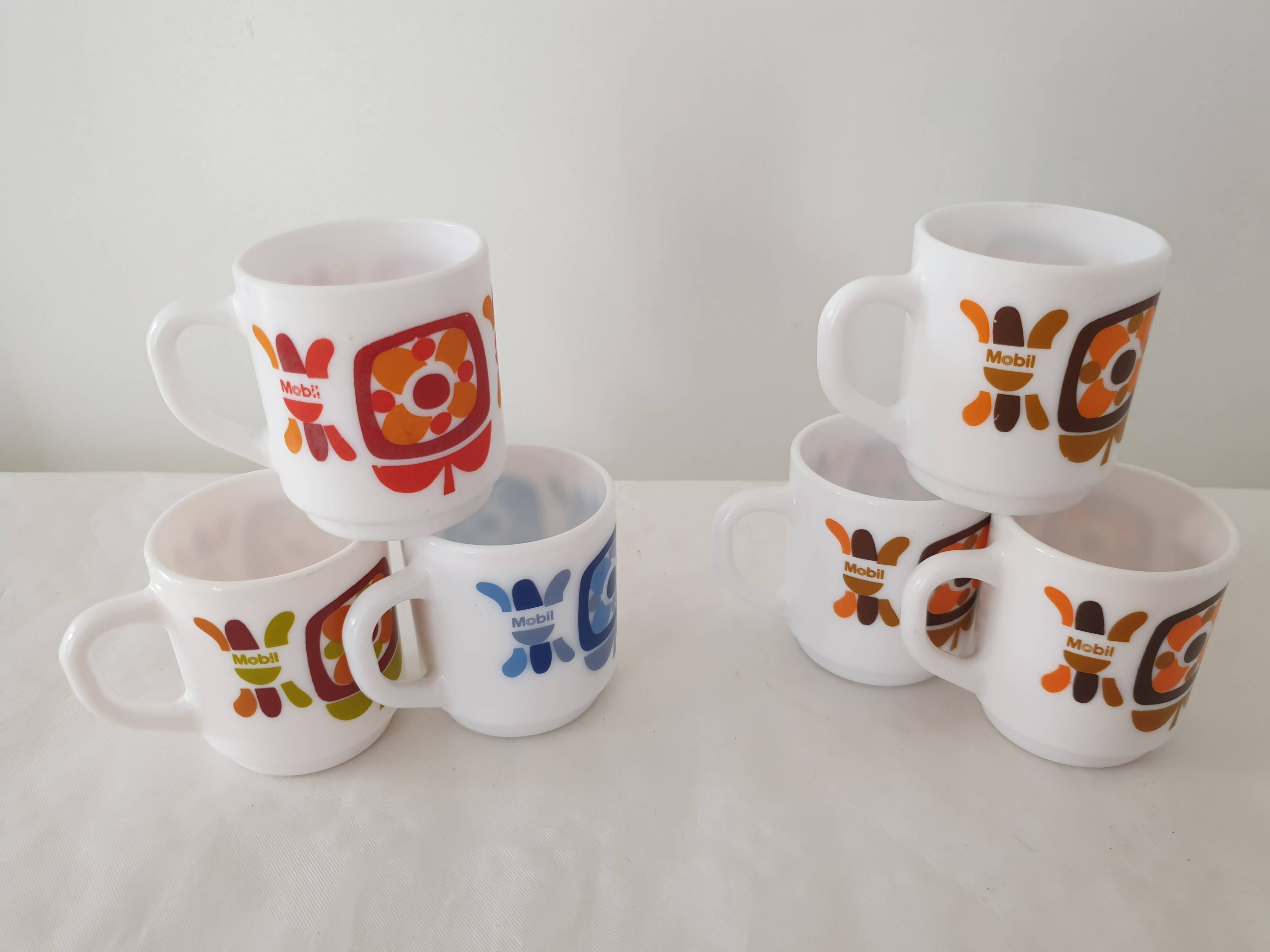 Set of 6 small Mobil Vintage coffee cups (Diameter 5.5)
