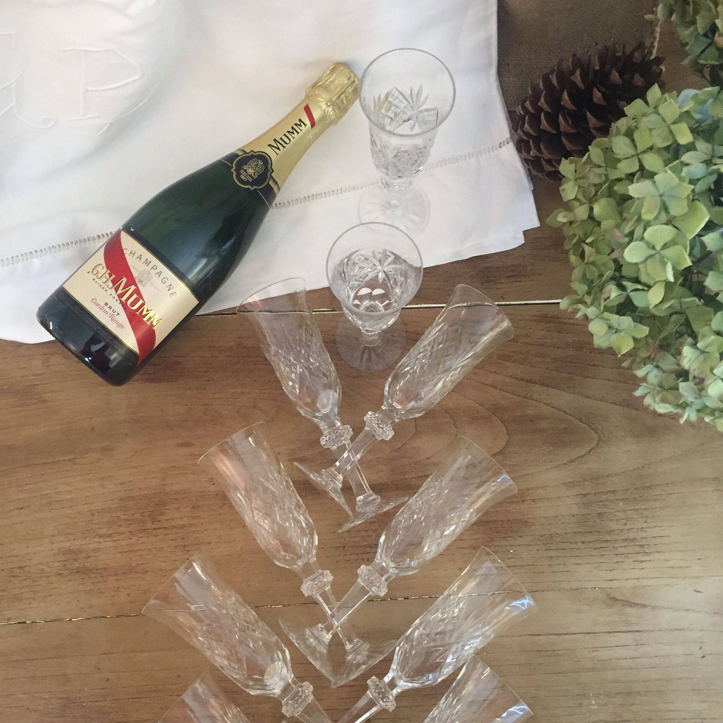 Set of 10 crystal flutes