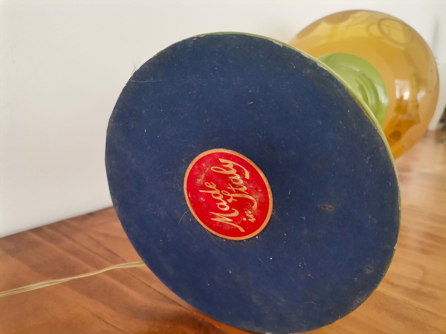 Mid-century italian yellow & green wood and glass table lamp