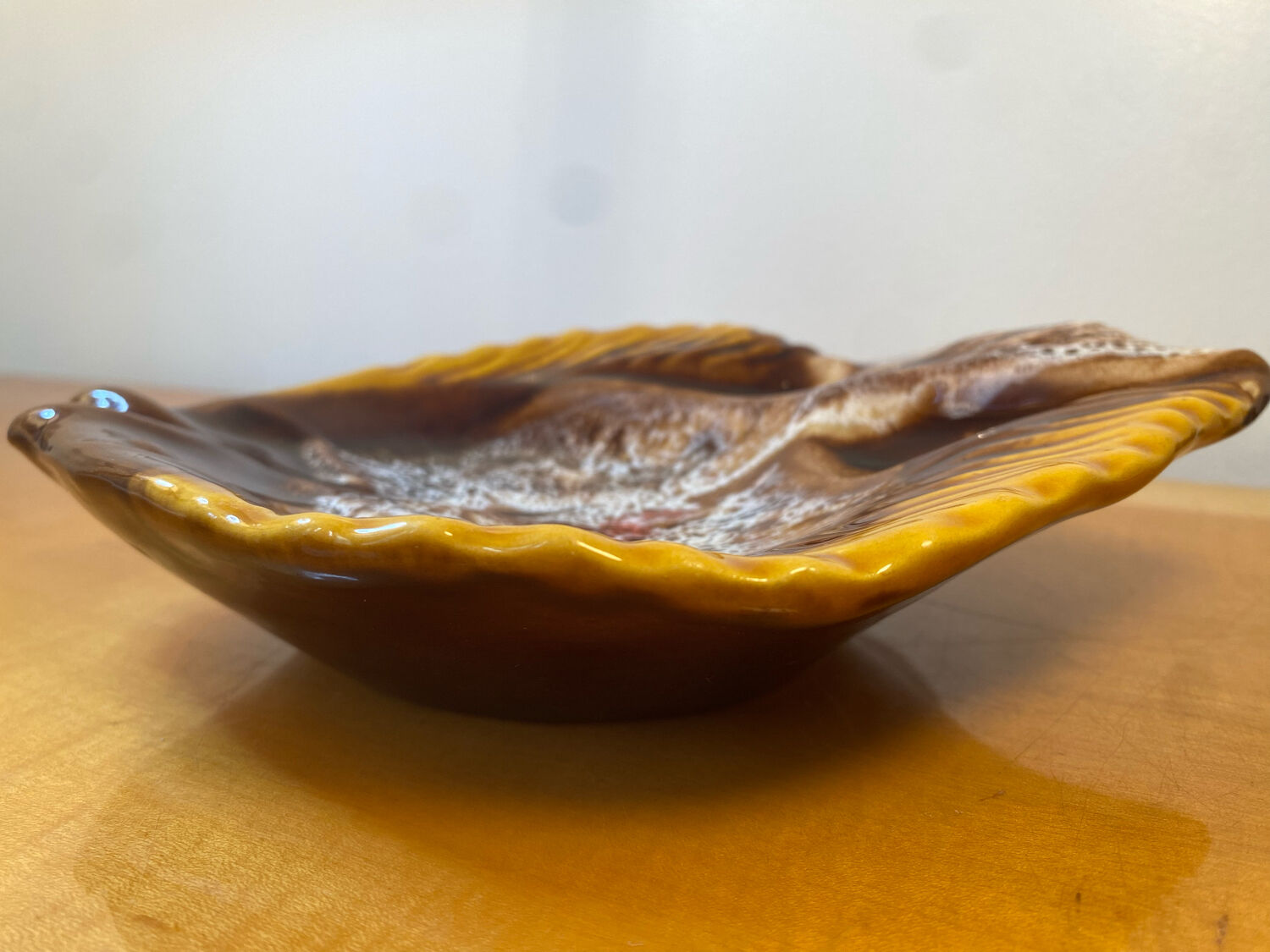 Fish tidy in ceramic