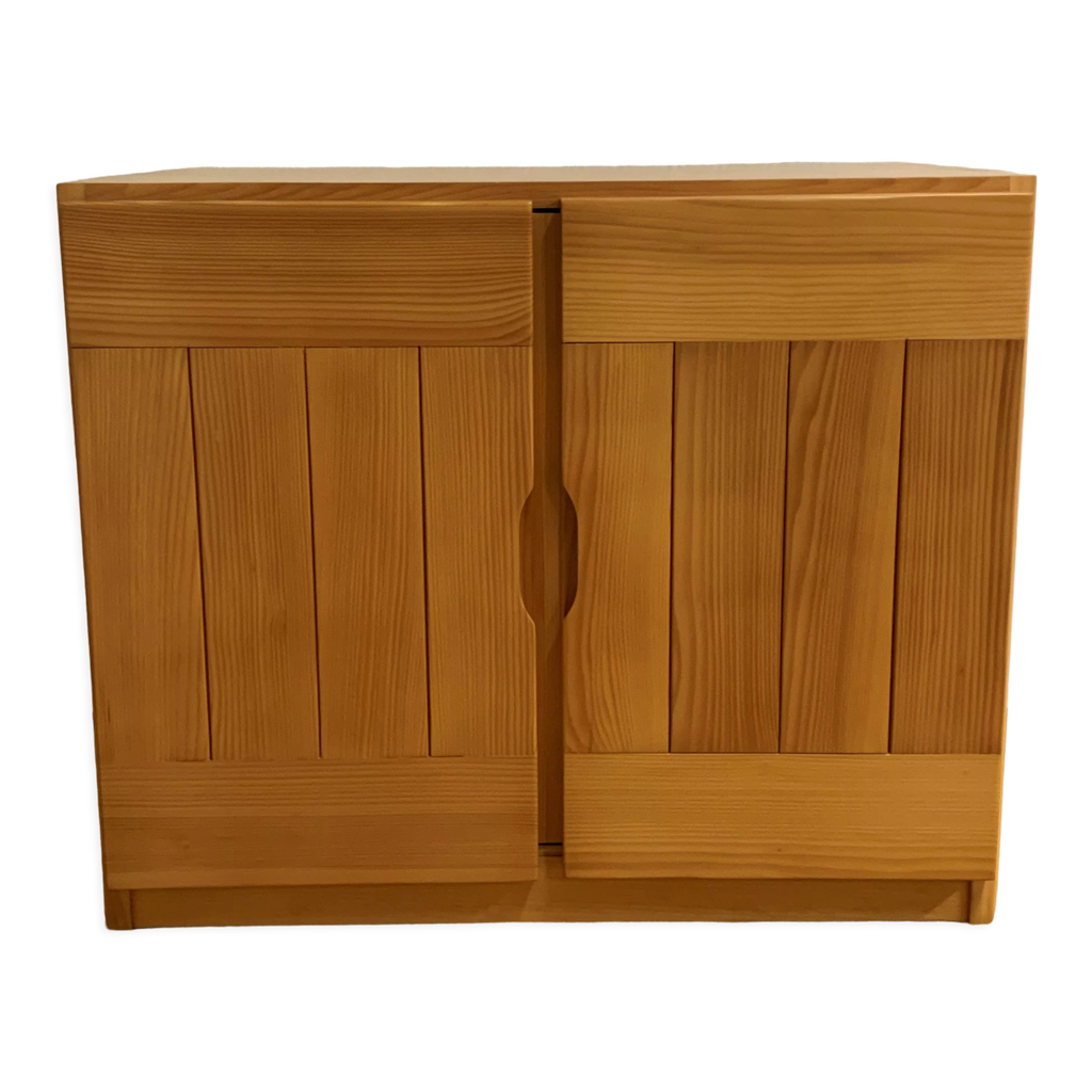 Armoire de rangement 2 portes Maison Regain en pin vintage | Selency