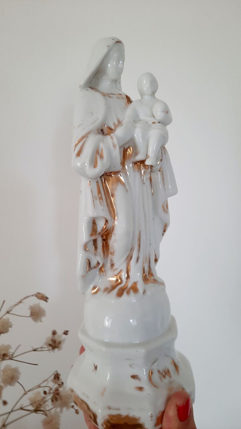 Virgin statue Mary