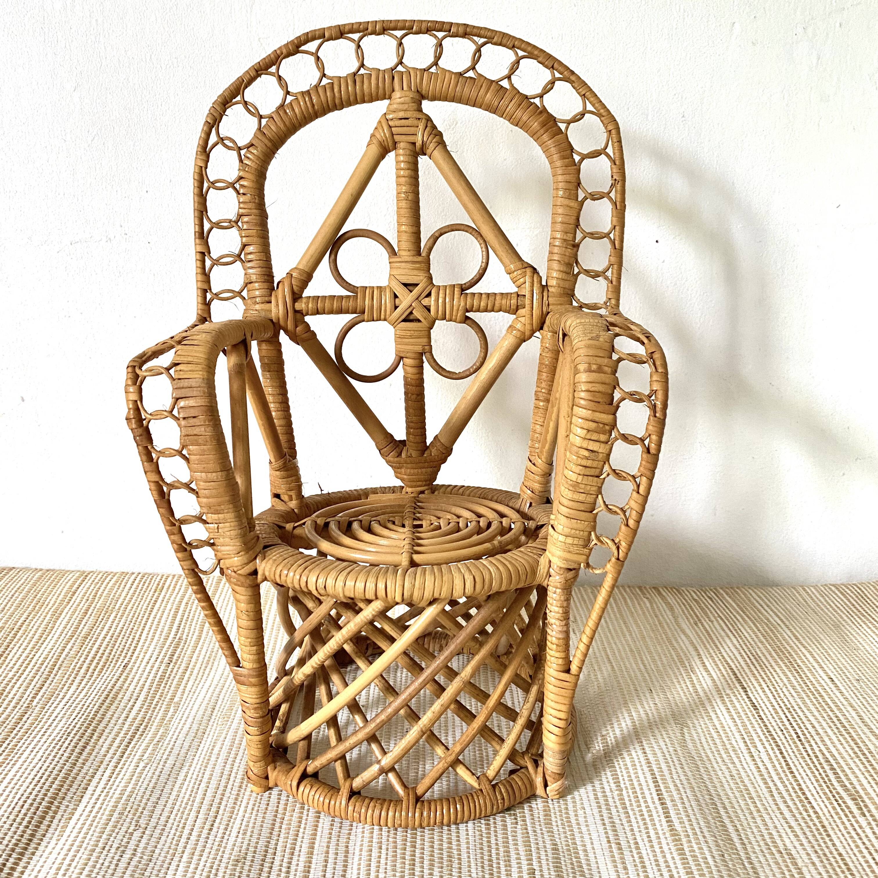 Rattan armchair peacock for doll