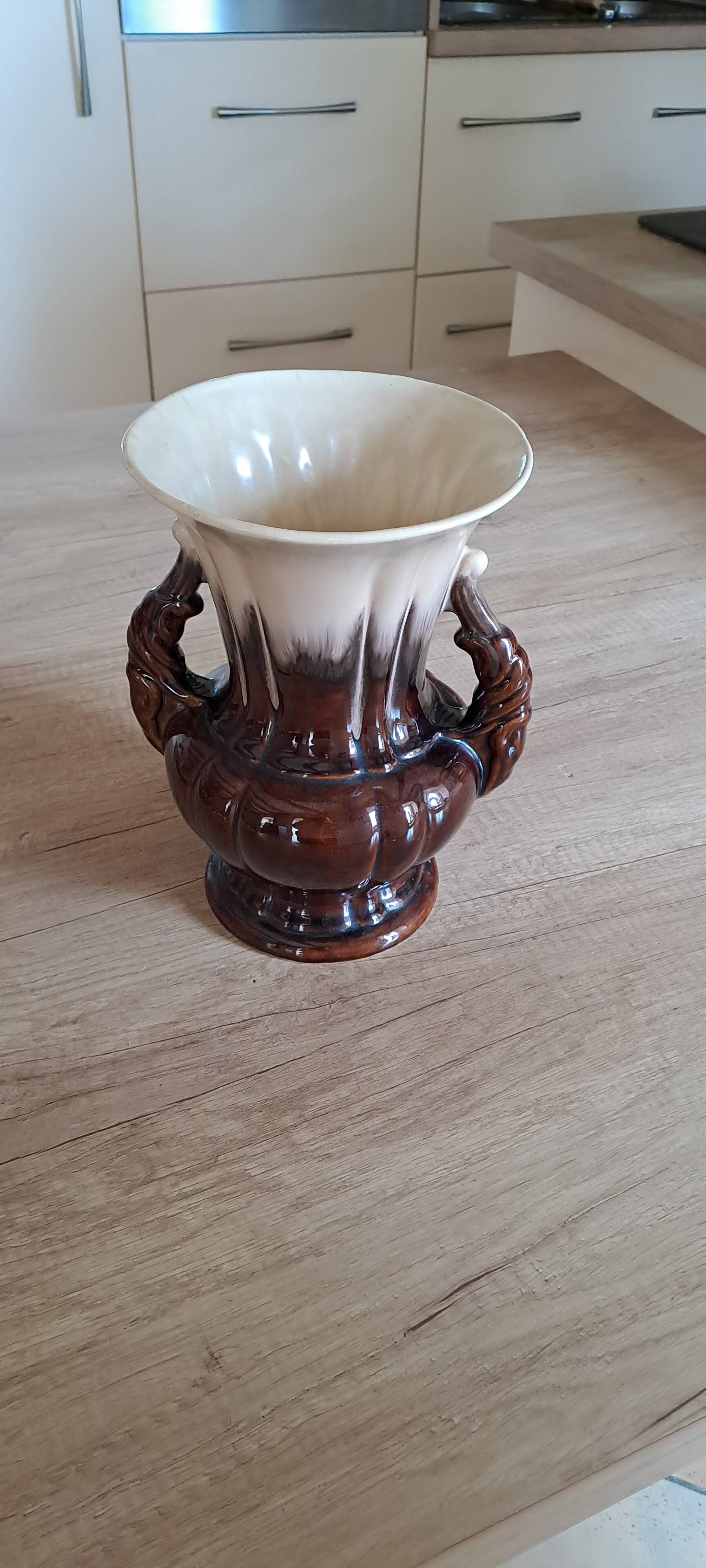 Numbered amphora vase