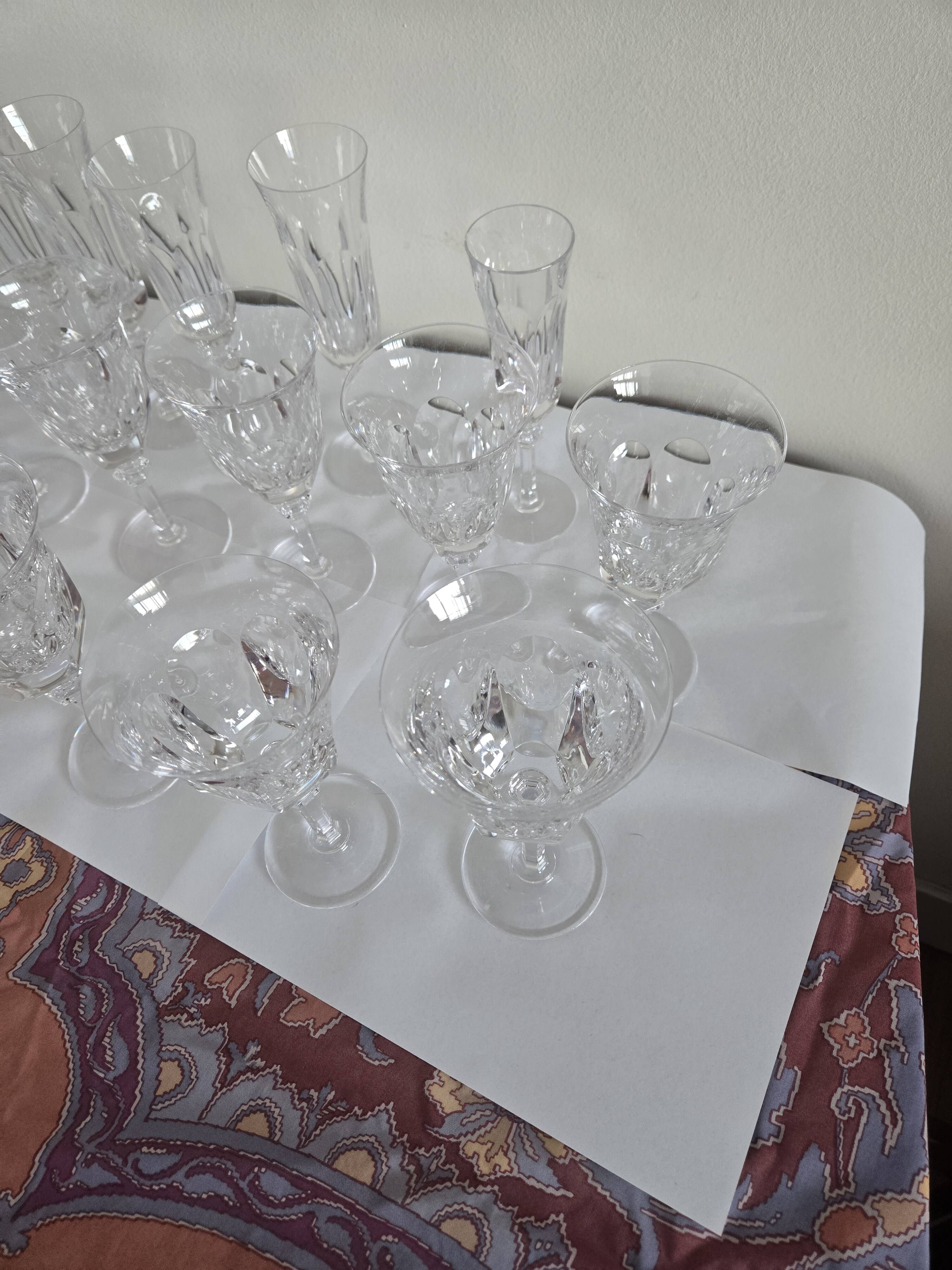 Baccarat Harcourt antique – Service of 17 crystal glasses – Very good condition
