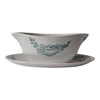 Sauceboat from Pexonne pottery. Country model in ironstone.