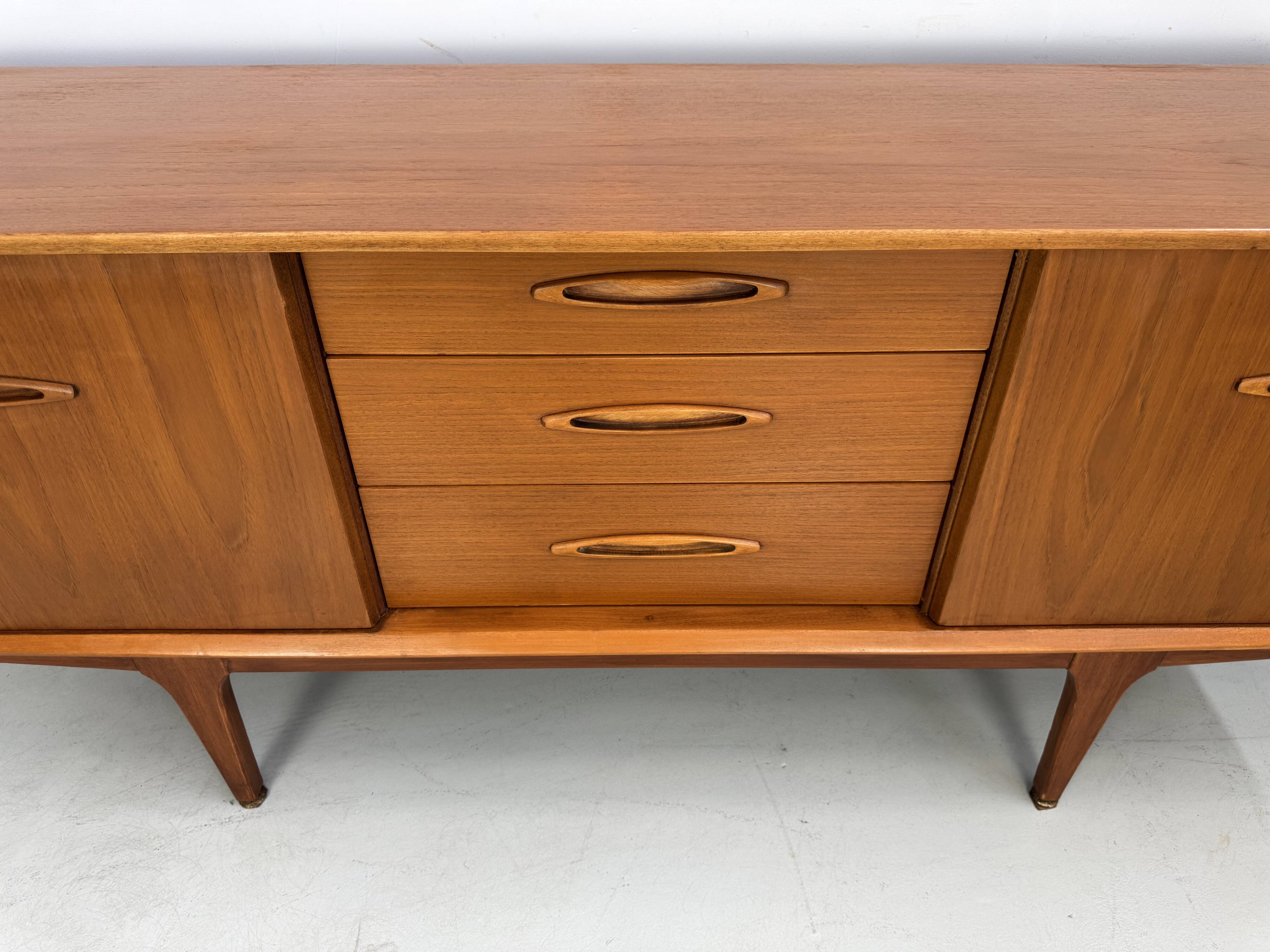 Buffet vintage par Jentique