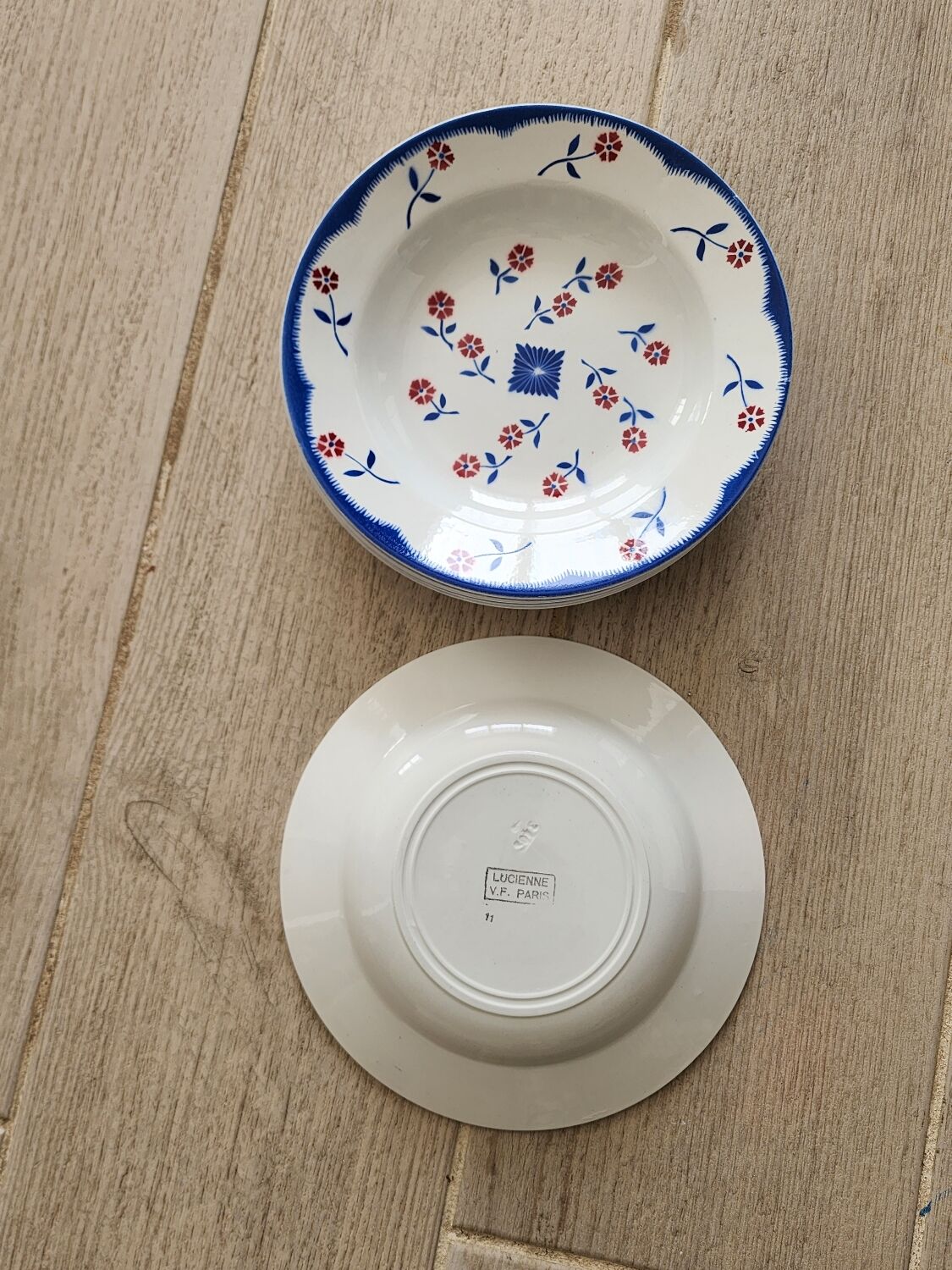 Vintage deep plates Lucienne VF Paris