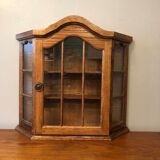 Display case to be installed or hung