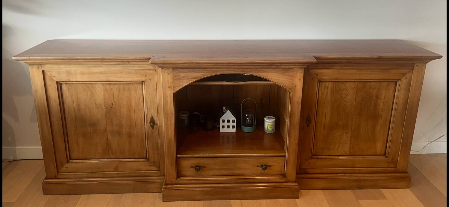 Enfilade very much, cherry wood jointed.