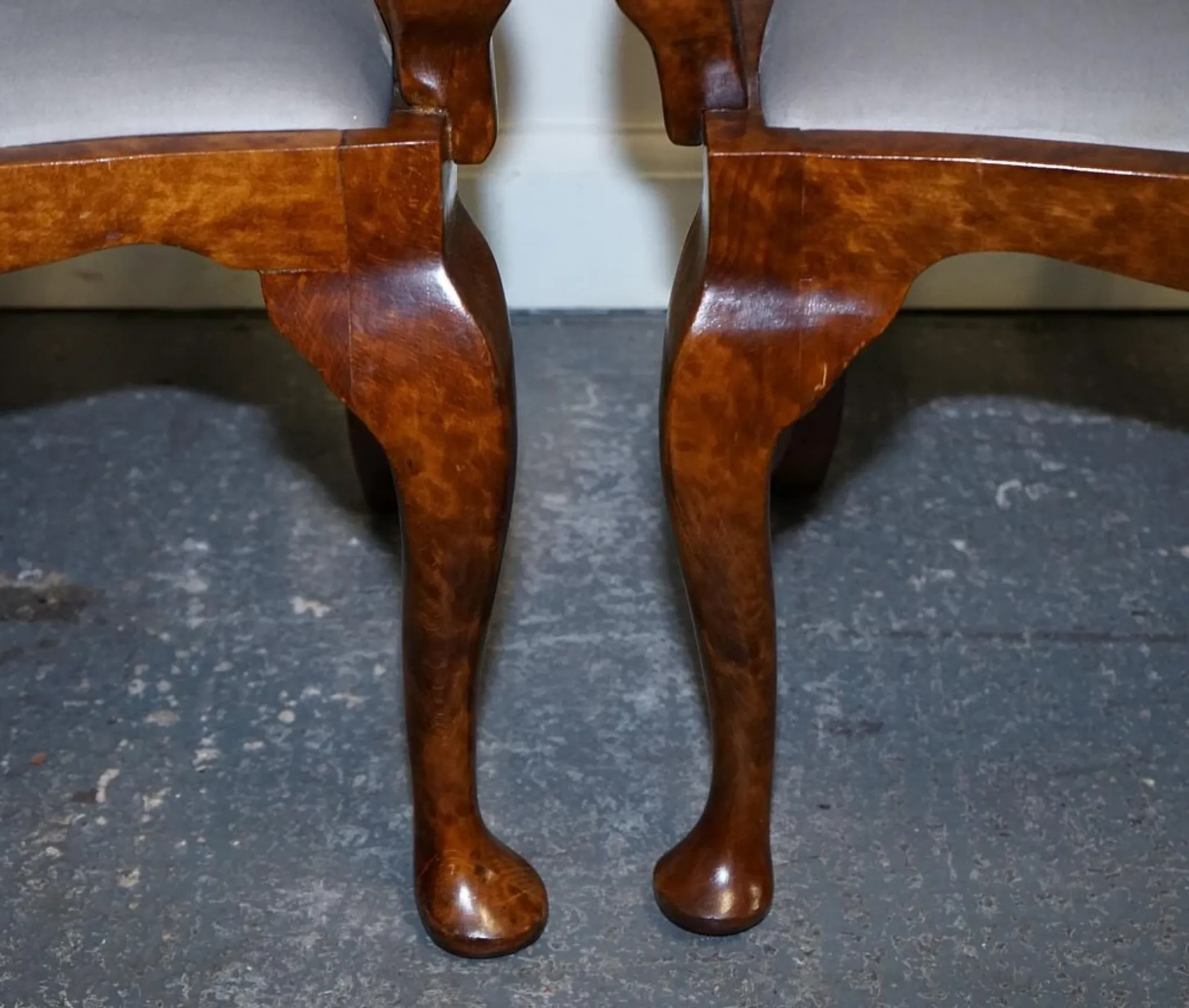 Art Deco Queen Anne Style Armchairs in Walnut Burl, 1920s, Set of 2