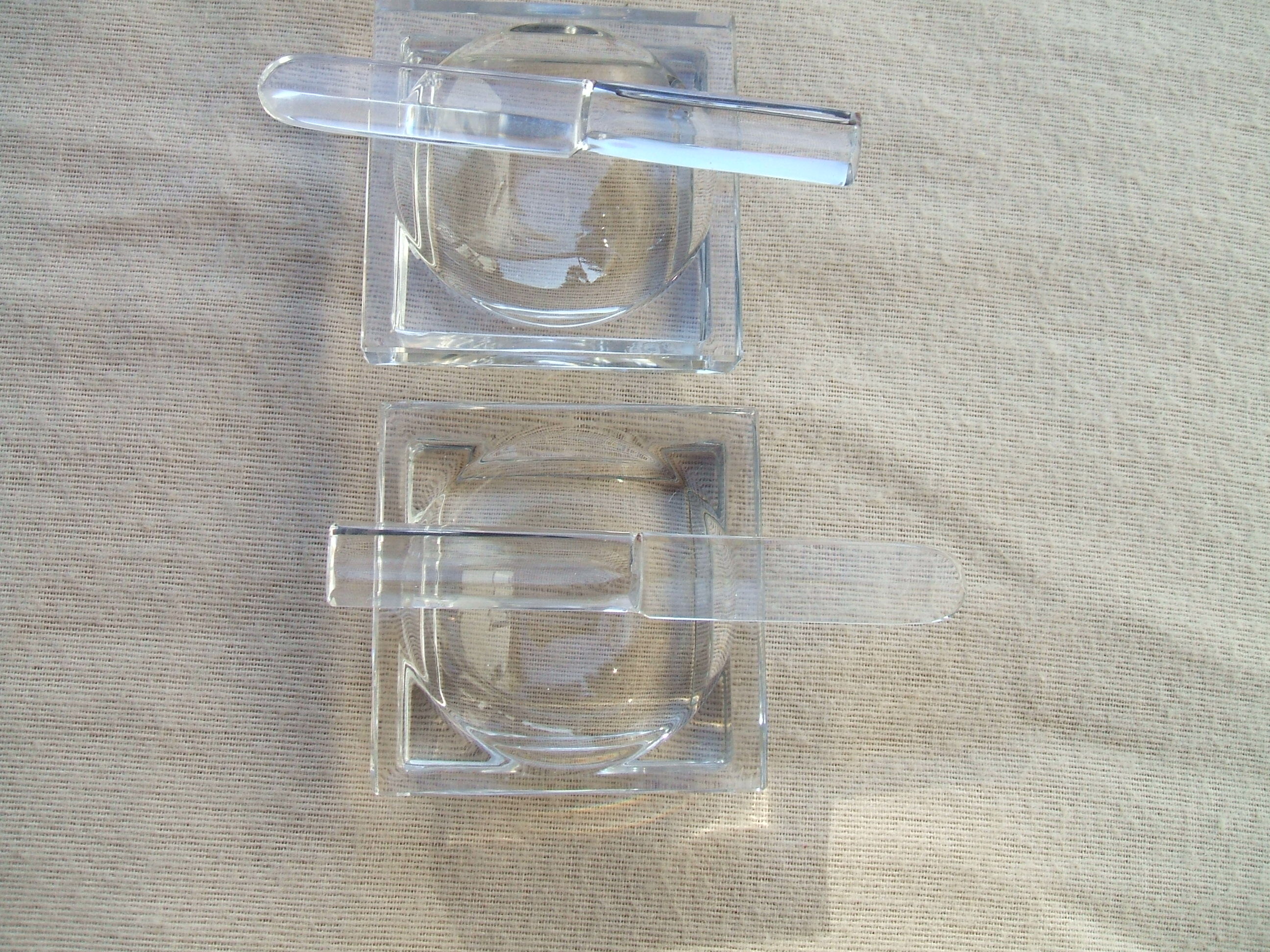 Pair of baccarat butters