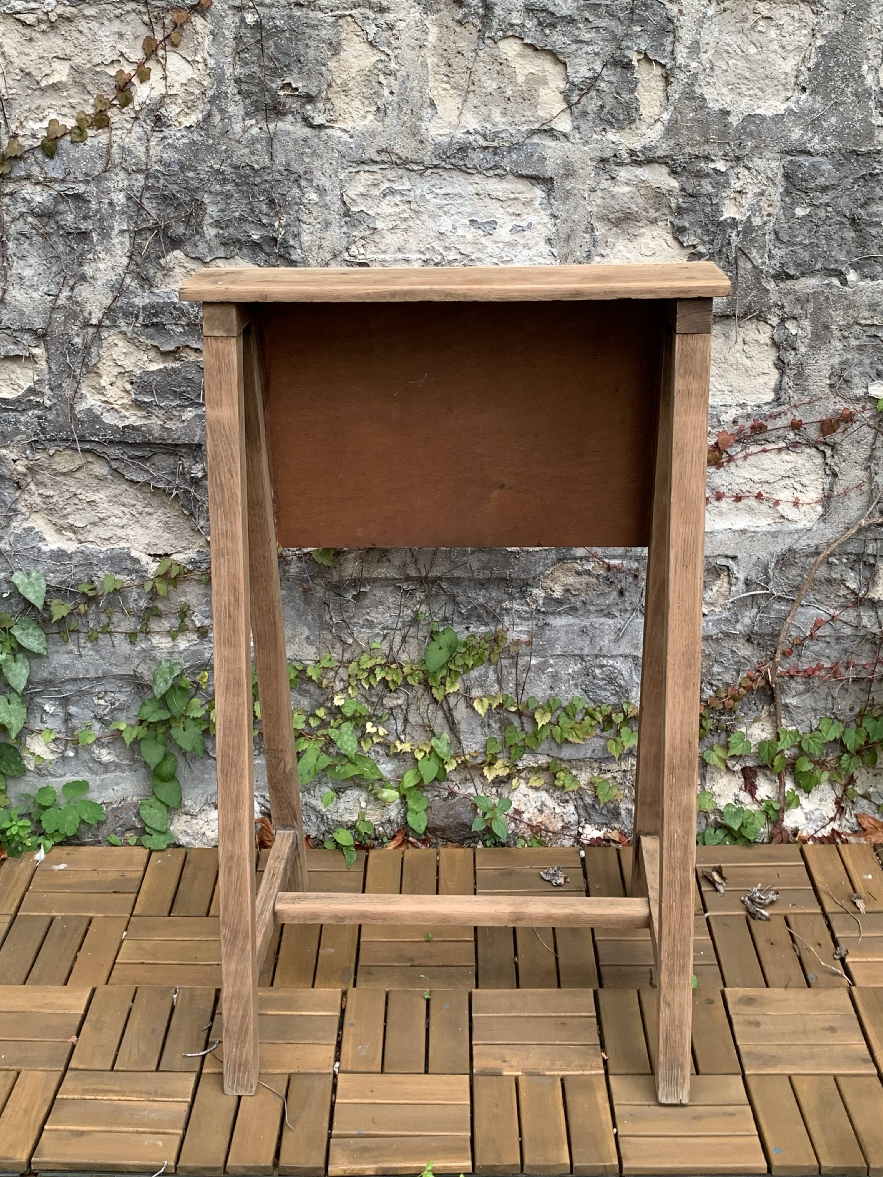 Oak school easel, 1950