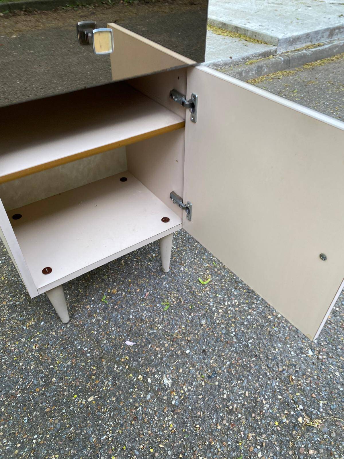 Commode italienne avec miroir des années 70
