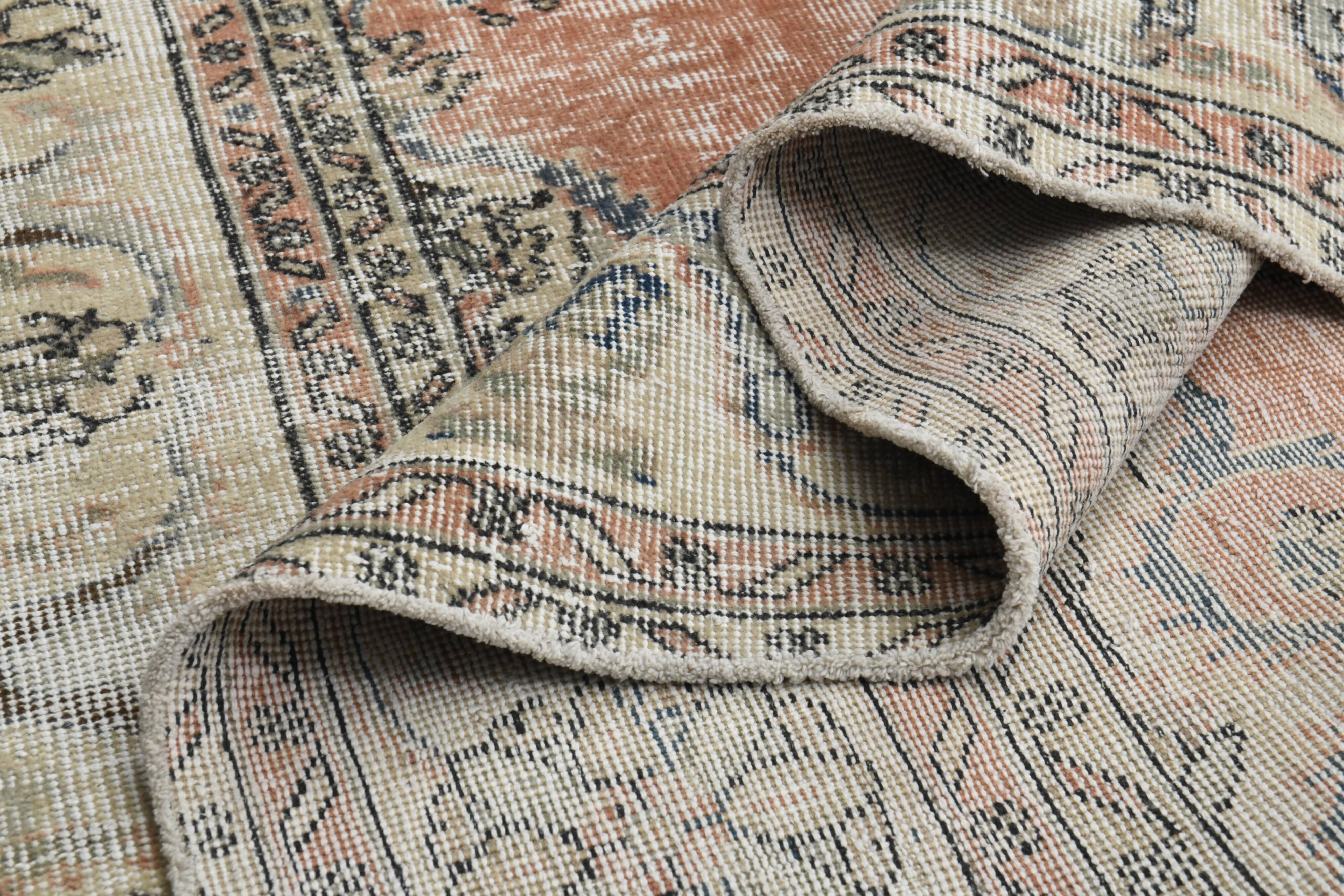 Handwoven Eastern Carpet - 297x210cm